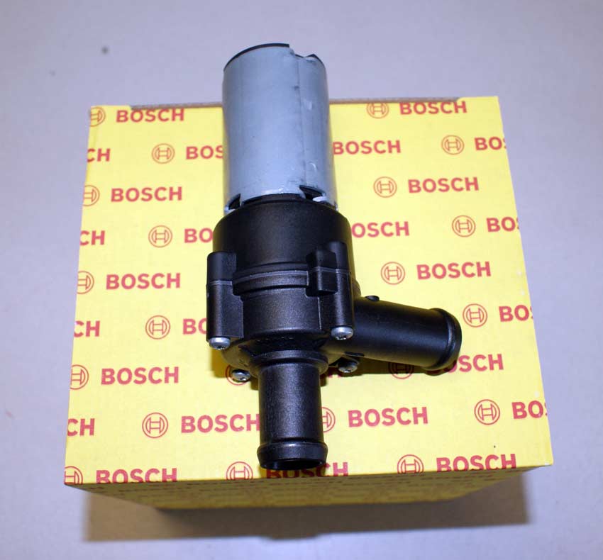 02 03 04 05 VW JETTA GOLF BOSCH ELECTRIC WATER PUMP  